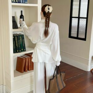 AURORA Tie-Waist Tencel Linen Relaxed Set 穿搭灵感搭配图 设计感女装 | Styling inspiration outfit idea minimalist designer dress