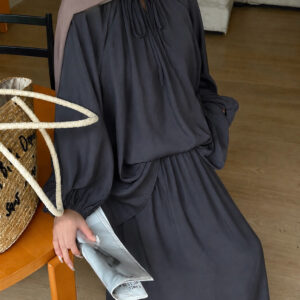 AURORA Flowy Tie Long Skirt Set 穿搭灵感搭配图 设计感女装 | Styling inspiration outfit idea minimalist designer dress